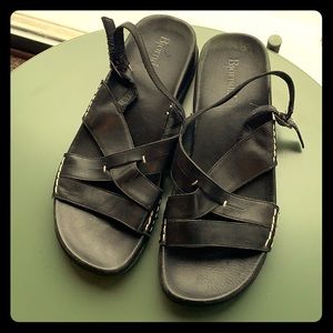 Comfy black leather sandals, size 9